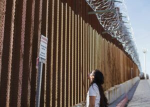 300.000 refugiados usaron bitcoin para huir, revela estudio