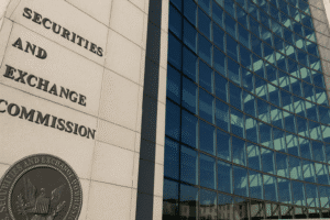 La SEC retrasa los ETFs cripto de Bitwise y Grayscale